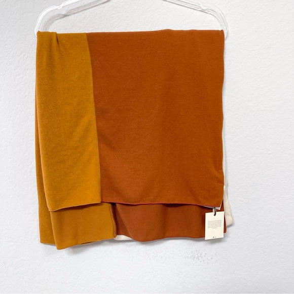 DONNI Blanket Scarf Color Block Autumn NWT - Picture 4 of 5